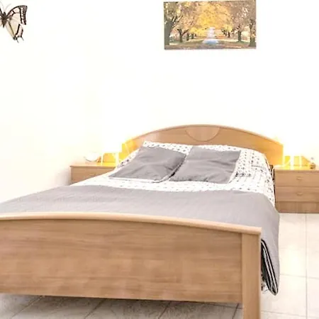 بيت للعطل 3 Bedrooms House With Terrace And Wifi At *